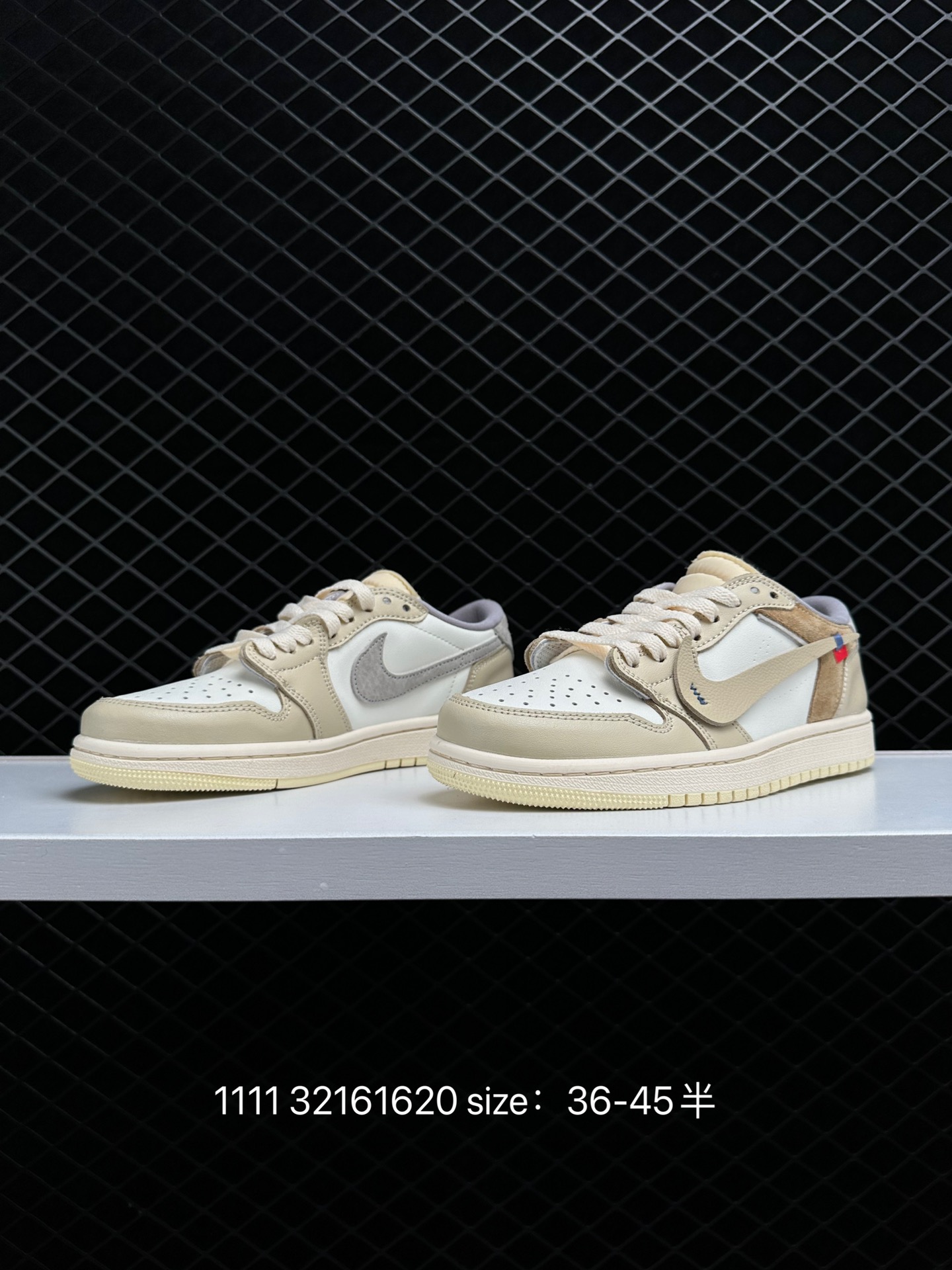 Off-White x  Air Jordan 1 Low OG
